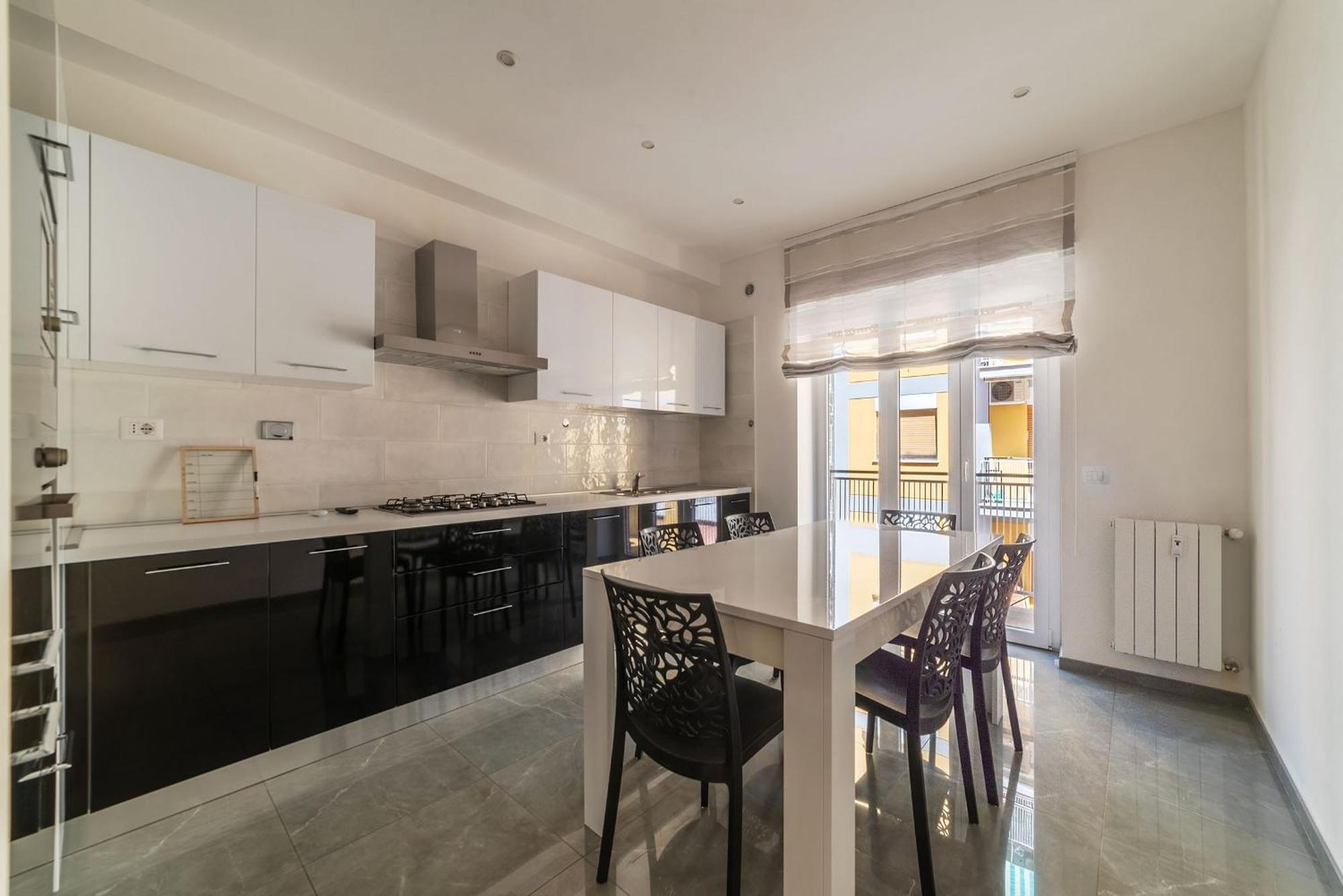 Joivy Delightful 3-Bed Flat With Balcony Apartment Roma Exterior foto